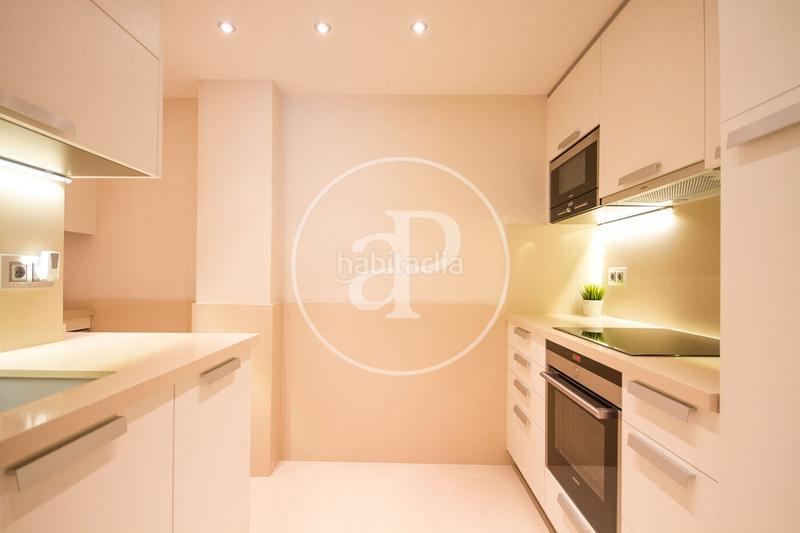Foto 64b0c99e-e643-4f18-a0af-8fa3f8e31dbe. Rent flat with heating pool in Sant Ramon - Maternitat Barcelona