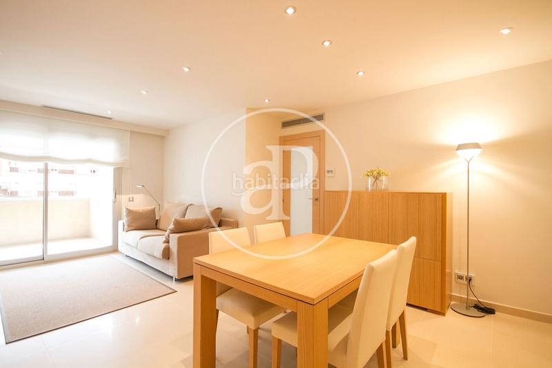 Foto 6bb51a01-6b23-4d17-8883-22ac72716f46. Rent flat with heating pool in Sant Ramon - Maternitat Barcelona