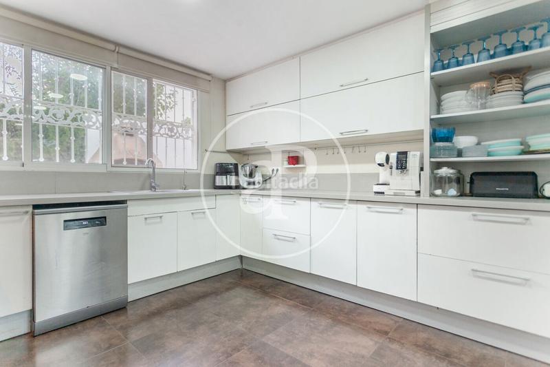 Foto 1b1a1b4f-98a4-4889-8a44-3f3464f4469a. Haus mit heizung parking pool in La Cañada Paterna