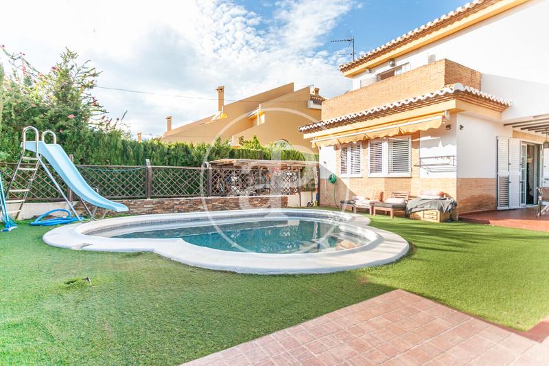 Foto 81c6376b-cada-4c6b-b84f-51816e23d1a6. Haus mit heizung parking pool in La Cañada Paterna