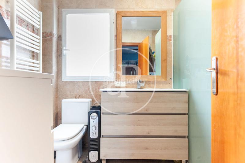 Foto 9fd26cec-dff6-4bb1-ba84-fa942f8b4a6b. Haus mit heizung parking pool in La Cañada Paterna