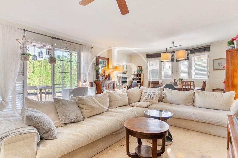 Foto a0223905-0155-4906-a4a1-73dbb2a9a8e8. Haus mit heizung parking pool in La Cañada Paterna