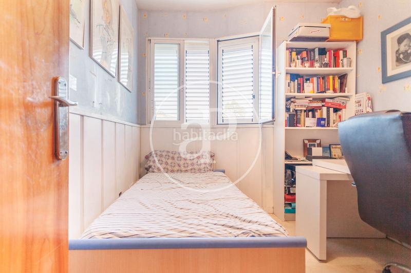 Foto db5993a9-e25c-49a1-8e30-783c2a067cee. Haus mit heizung parking pool in La Cañada Paterna