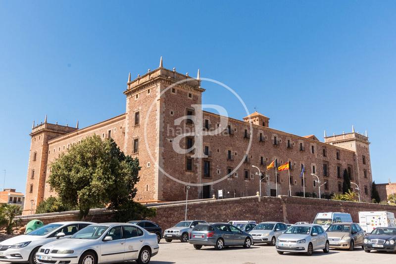 Foto 95d7530e-c2c3-4e17-9052-1f6d0b3e1d11. Rent duplex with heating parking pool in Playa del Puig El Puig de Santa Maria