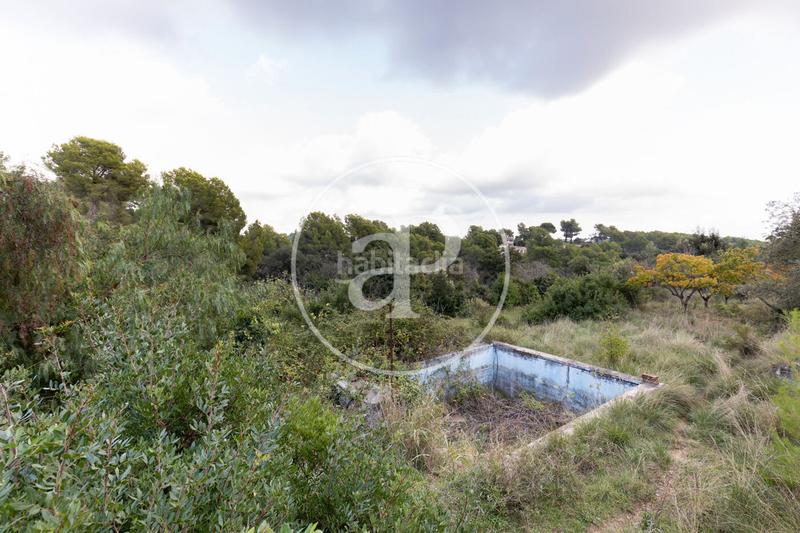 Foto 1dd4a932-a6c5-4e32-b6cc-985ab77a8a8c. Residential plot in Sant Muç Rubí