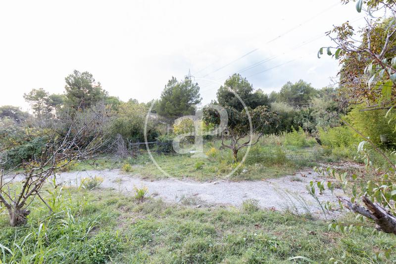 Foto a3cde28e-842e-402f-a125-9bcc439ae273. Residential plot in Sant Muç Rubí