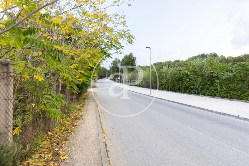 Foto f66f0df2-e6b0-48ba-a1a6-e0ca69de476e. Residential plot in Sant Muç Rubí