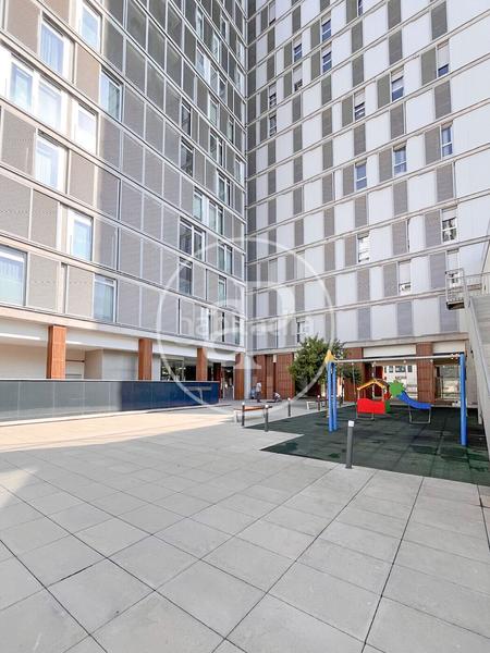 Foto 3aeb53d4-eda6-4812-ae2e-d090e173b3c8. Pis amb calefacció aparcament a Malilla Valencia