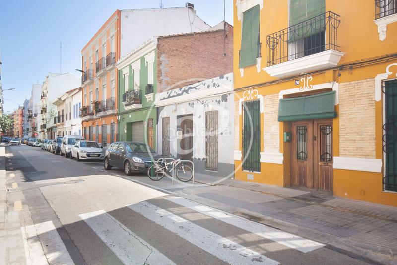 Foto b0ffb3cf-4a66-44f6-9f12-de77686c0297. Pis amb calefacció aparcament a Malilla Valencia