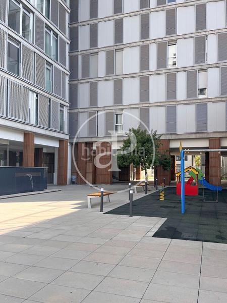 Foto e2bc890c-0e0a-4209-96f3-8a02a6329589. Pis amb calefacció aparcament a Malilla Valencia