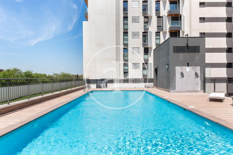 Foto e80f7096-2f5d-4832-b1b4-b45b4f75fa0b. Pis amb calefacció aparcament a Malilla Valencia