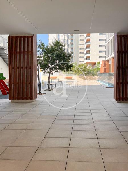 Foto e84eb64a-28bf-4694-bb17-6e3585aa1ae1. Pis amb calefacció aparcament a Malilla Valencia