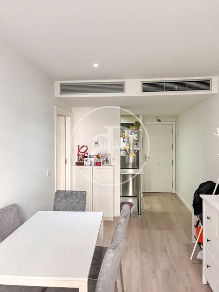 Foto f0847b89-d525-4c34-91ee-7ff428416c6f. Pis amb calefacció aparcament a Malilla Valencia