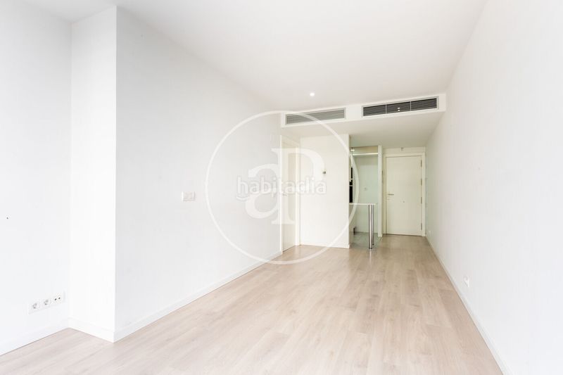 Foto f9f948fd-e95f-4c15-9ad7-5a6ae77b8ba0. Piso  en venta en quatre carreres en Malilla Valencia