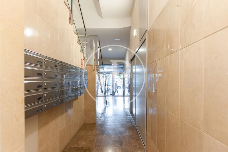 Foto 9a034275-b21e-406f-beb3-aac37e77bcb2. Piso  en venta en ausiàs march en Malilla Valencia