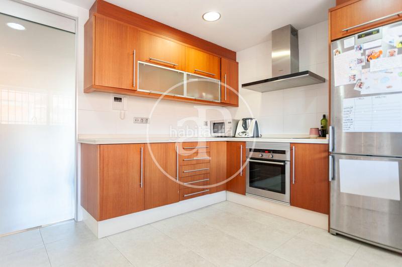 Foto b67e6363-22bc-4e3e-855d-b55a84b67aef. Piso  en venta en campanar en Barrio de Campanar Valencia