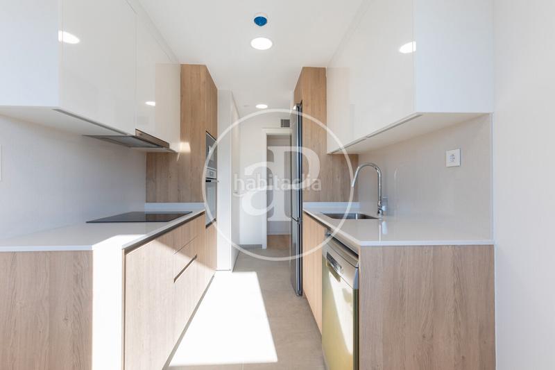 Foto 6eed77cd-1e3e-4707-a71b-ef496eb9f4e7. Rent flat with heating parking in Turó de Can Mates Sant Cugat del Vallès