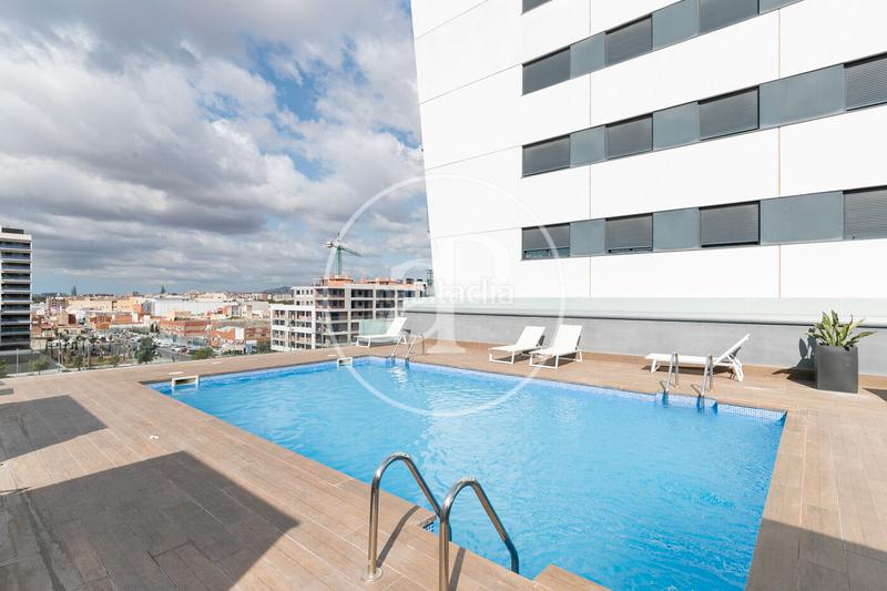 Foto f1dbe17d-f054-41dd-8f3c-a2a13babaaea. Lloguer pis amb calefacció aparcament piscina a Port Badalona