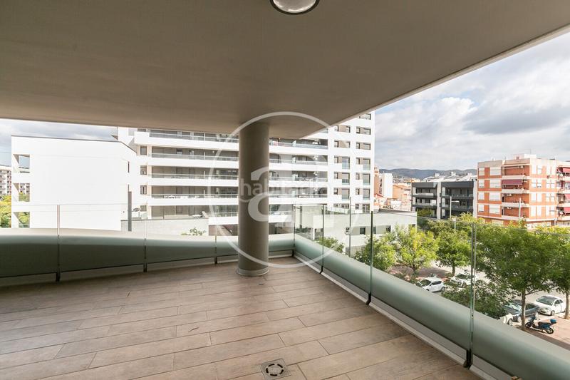Foto dc8e8ed1-e5ef-45e2-b738-ca6c57b6494b. Location appartement avec chauffage parking piscine dans Badalona