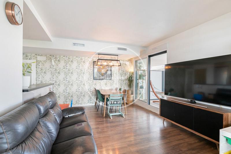 Foto 2d3780a7-cbeb-4e96-953f-ed9fc2fb1b32. Rent flat with heating parking pool in Port Badalona