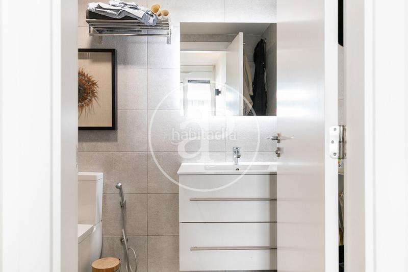 Foto 6cf873c3-01d9-4f3b-8d55-198a6161e571. Rent flat with heating parking pool in Port Badalona