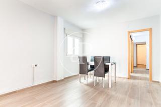 Pis a Zona Concordia. Piso en venta de 3 dormitorios en burjasot