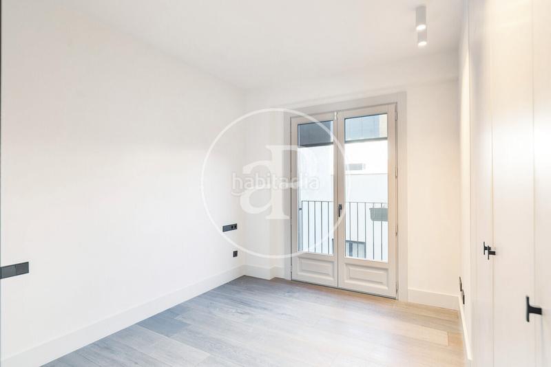 Foto 3766cc1d-ee3d-480b-82a9-705ffdcea9c3. Location appartement avec chauffage parking dans St. Pere - Sta. Caterina - El Born Barcelona