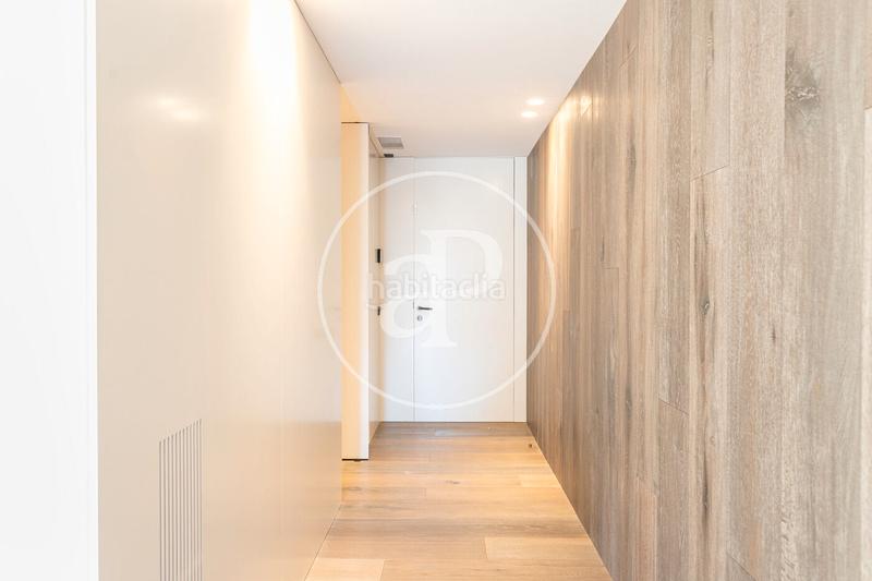 Foto 861a842d-1b6d-4156-a7a9-f7d15da84ce2. Location appartement avec chauffage parking dans St. Pere - Sta. Caterina - El Born Barcelona