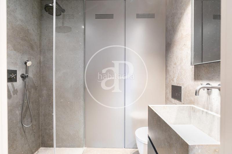 Foto d5eb43c8-d628-46da-ae30-718a4acc52ac. Location appartement avec chauffage parking dans St. Pere - Sta. Caterina - El Born Barcelona