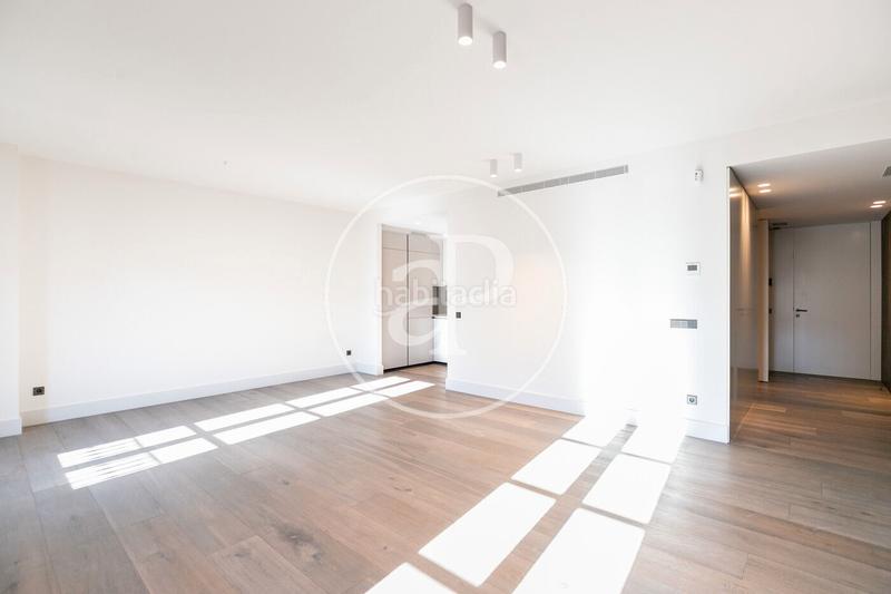 Foto 6e942516-8c0c-45a8-8ca8-6879971d3513. Rent flat with heating parking in St. Pere - Sta. Caterina - El Born Barcelona