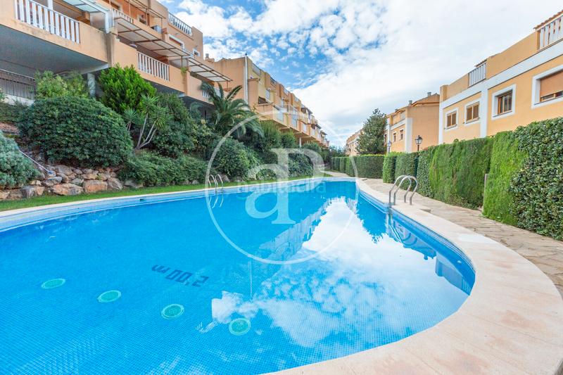 Foto d3bb749e-7588-4266-9037-fb89472c1f55. Casa a schiera con riscaldamento parcheggio piscina in Chiva