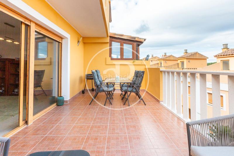 Foto e053638b-e068-487a-8b52-612a97f85a09. Casa a schiera con riscaldamento parcheggio piscina in Chiva