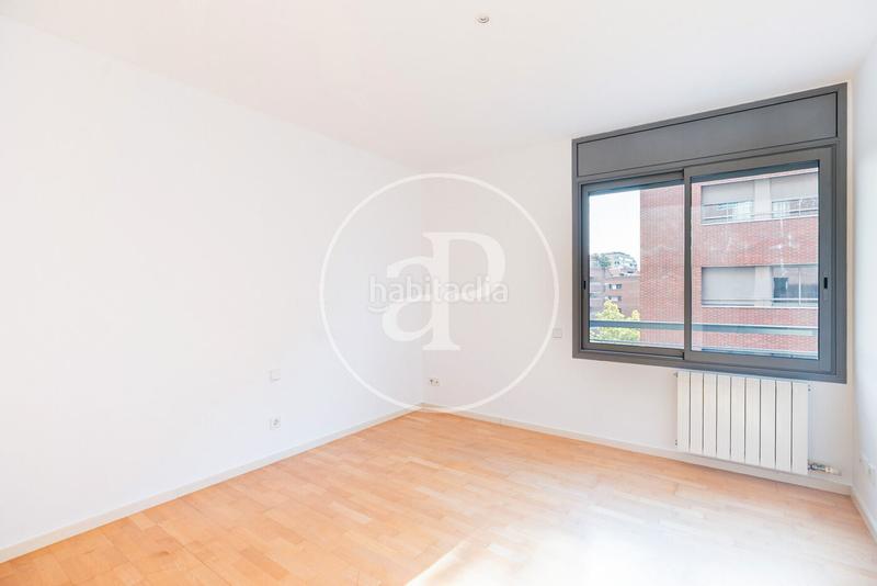 Foto 04a6dc71-ff5d-4744-b524-d176f4d96f93. Rent flat with heating parking in Tres Torres Barcelona