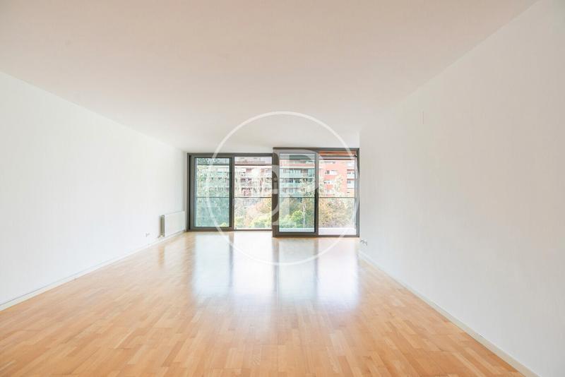 Foto 95af3714-273d-4108-abdd-e389e0711b9e. Rent flat with heating parking in Tres Torres Barcelona