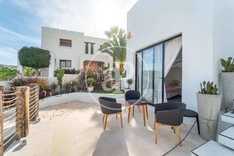 Foto 360c2b00-8727-46b5-916f-cf60638ae066. Haus mit heizung in Paichi Moraira