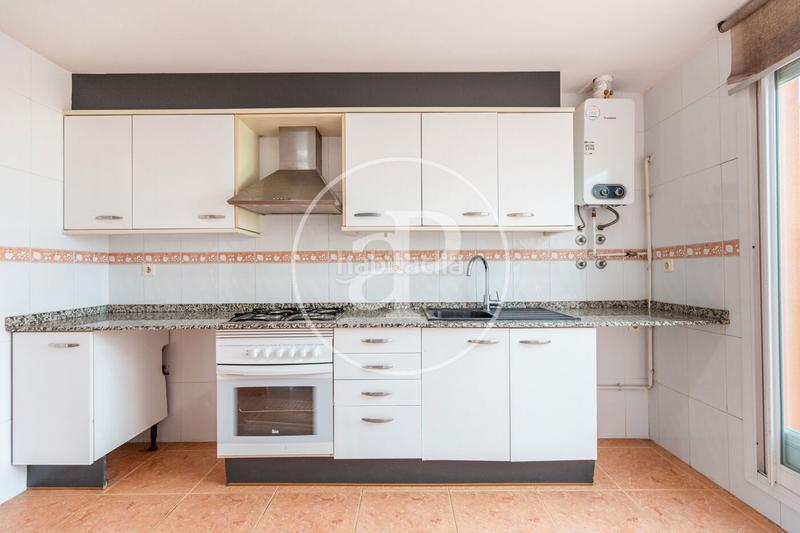 Foto cff264c8-0eb0-4147-8a93-1480426658f3. Affitto appartamento con riscaldamento parcheggio piscina in Paterna