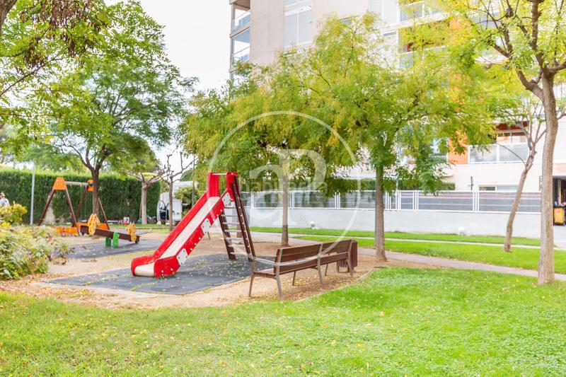 Foto 01ee8141-8304-478a-a819-2f976a01461f. Rent flat with heating parking pool in Valterna Paterna