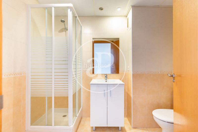 Foto 86587c37-71d9-44b3-aff4-4889f32d1cce. Rent flat with heating parking pool in Valterna Paterna