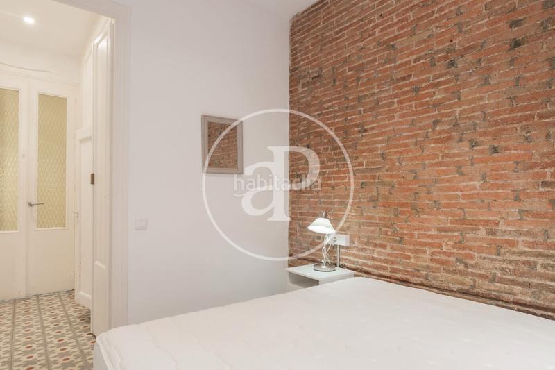 Foto 2f53d883-0ade-40bc-9f77-23148b0f2697. Miete etagenwohnung mit heizung in Gòtic Barcelona
