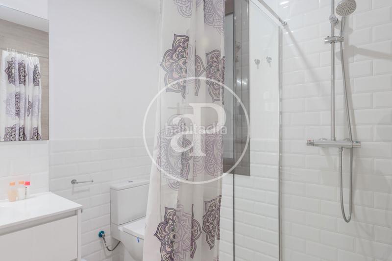 Foto 12a8012d-ec48-43fe-95a7-9217e32fa843. Rent flat with heating in Gòtic Barcelona