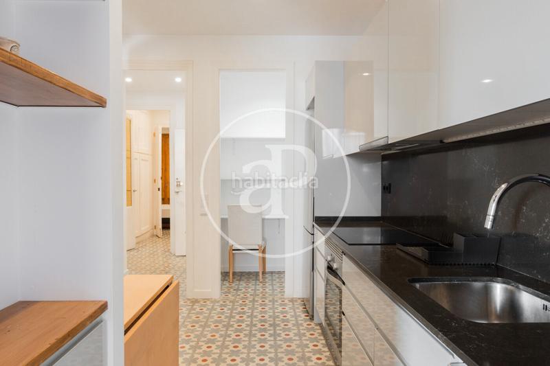Foto a28b71db-ce34-4ae9-95d7-3ff48faea238. Rent flat with heating in Gòtic Barcelona