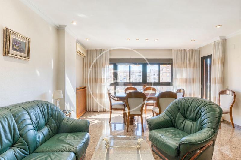 Foto 5d0df3b2-8ca2-4deb-9ab6-de6200d48da7. Alquiler piso  en alquiler en nou mestalla en Valencia