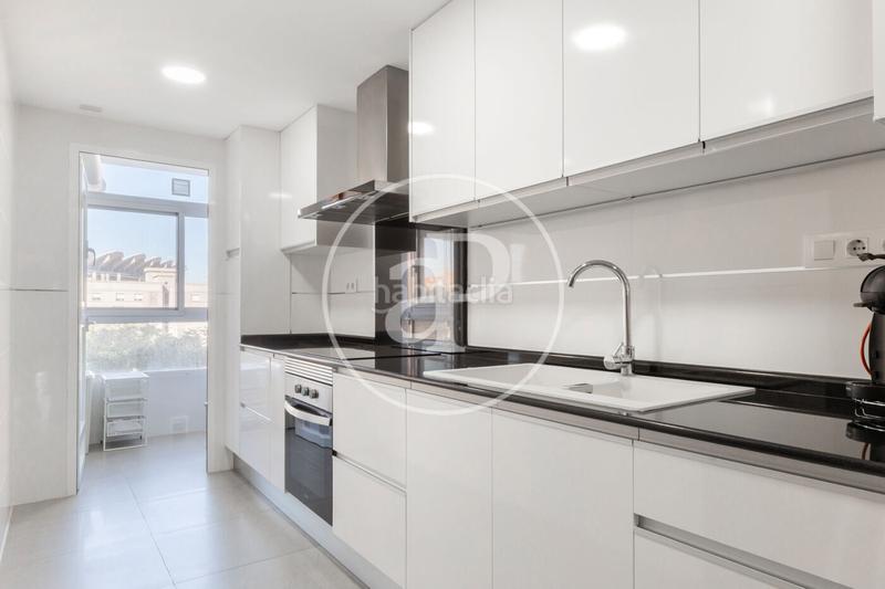 Foto 6e85fa10-831e-4184-8a67-9b826f6455b9. Location appartement avec chauffage parking dans Barrio de Campanar Valencia