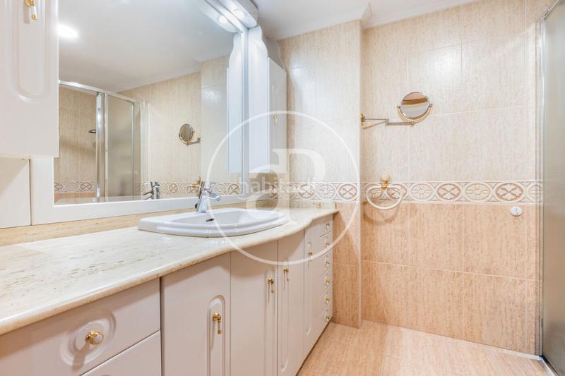 Foto 7c470a76-3265-46fd-bde6-5f16b60b3e18. Location appartement avec chauffage parking dans Barrio de Campanar Valencia