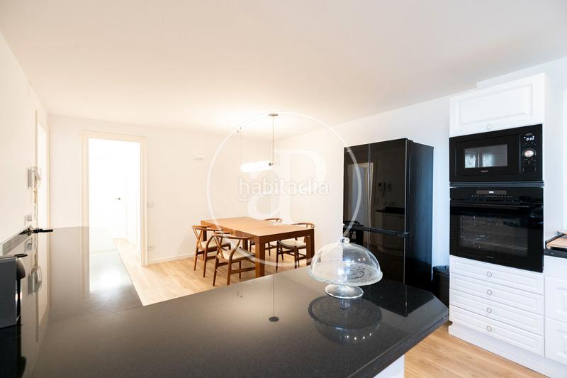 Foto 7833ae8a-0f49-4cc7-8fdc-04fe83051cf3. Casa con riscaldamento parcheggio piscina in La Miranda Esplugues de Llobregat