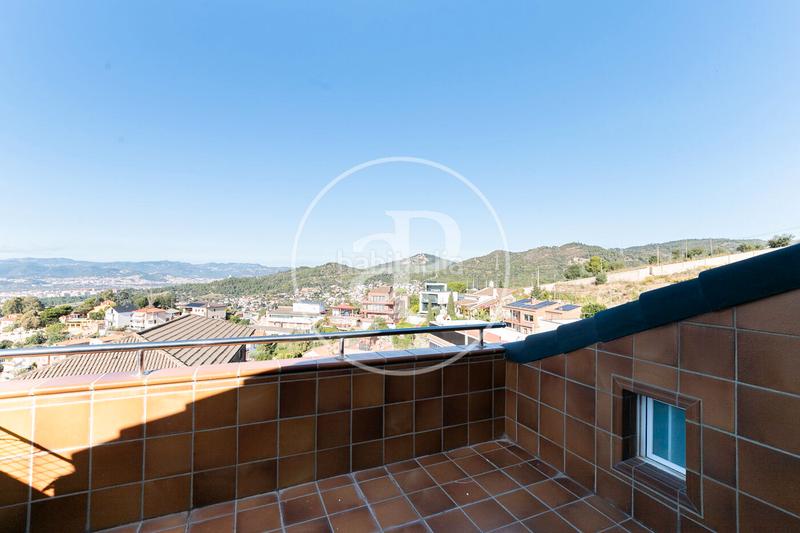 Foto 82689816-2f71-4e11-9995-4c313d8d2cce. Casa con riscaldamento parcheggio piscina in La Miranda Esplugues de Llobregat