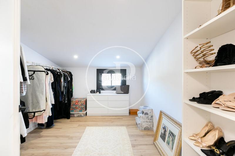 Foto d49c4537-18a8-47a8-af50-8f7aeecbb29a. Casa con riscaldamento parcheggio piscina in La Miranda Esplugues de Llobregat