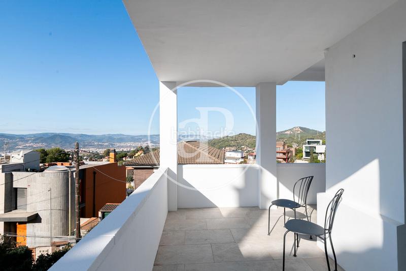 Foto ec10d6c5-d794-4149-b532-21ff1449e71c. Casa con riscaldamento parcheggio piscina in La Miranda Esplugues de Llobregat