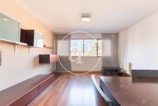 Flat in Av. de l'Institut Obrer de València