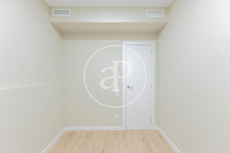 Foto 61551652-a452-457b-bfb7-daab25fcb142. Piso  en venta en Sants en Sants Barcelona